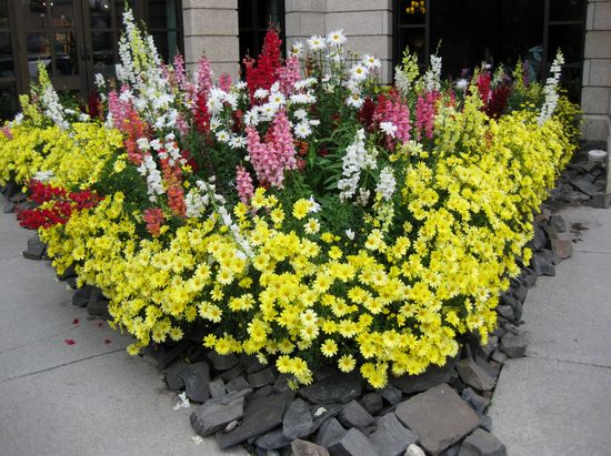 Vor dem Hoteleingang