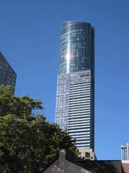 Aura Building