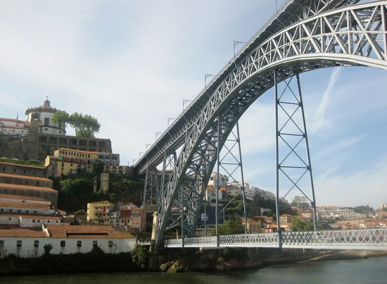 Unter der Ponte de D. Luis