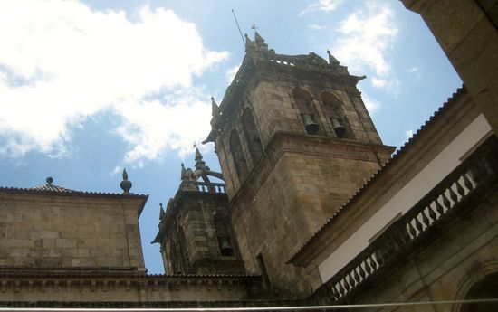 Die mächtigen Türme der Kathedrale