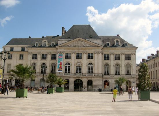 Hotel de Ville