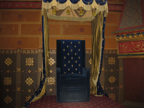 Baldachin im Saal des Königs