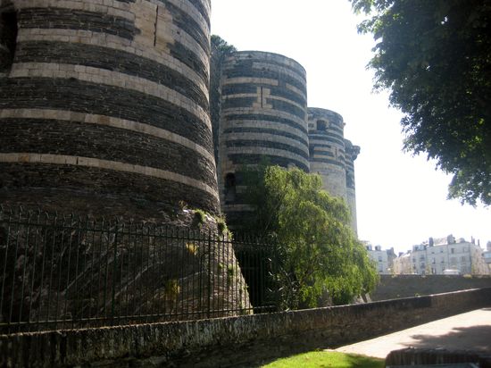 Mächtige Festungstürme