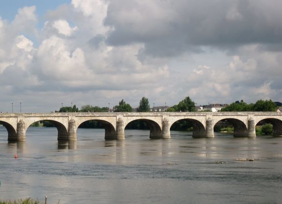 Pont Cessart