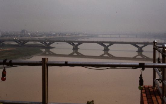 Blick vom Hotel auf den Fluss Tamsui