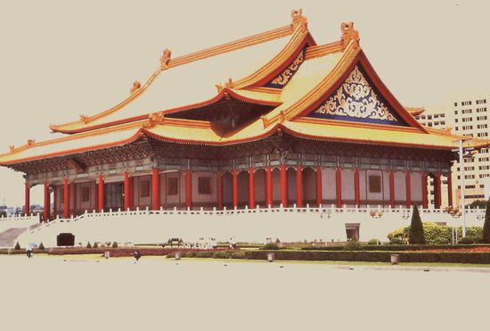 Schönes Gebäude bei der Memorial Hall