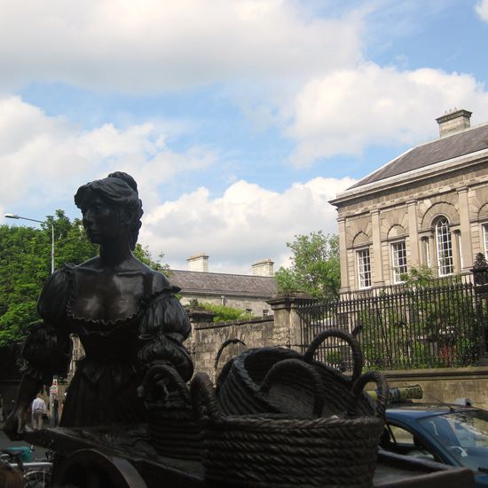 The Tart with the Cart