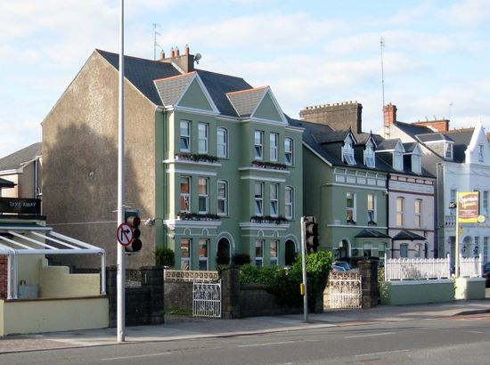 Garnish House