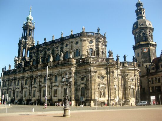 Kathedrale (ehemalige Hofkirche)