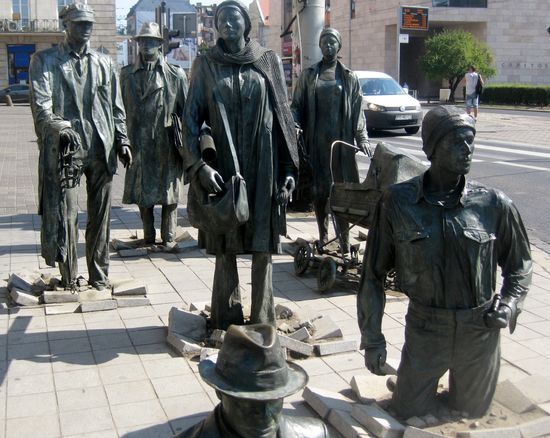 Bronzefiguren "Übergang" 1977-2005