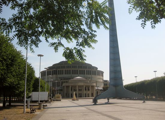 Jahrhunderthalle (Hala Stulacia)