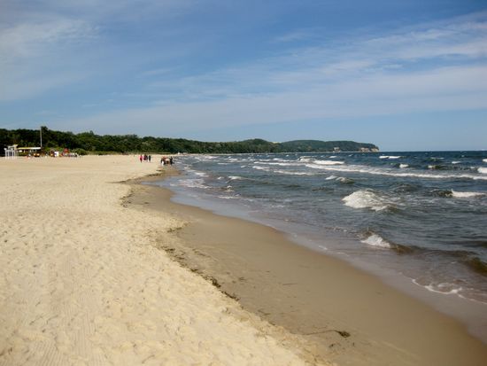 Der lange Sandstrand