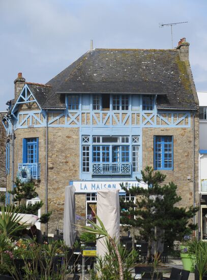 Schönes Fachwerkhaus in Quiberon