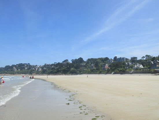 Blick auf den Ort Perros-Guirec