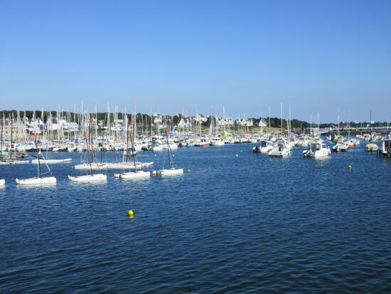 Blick auf den Yachthafen