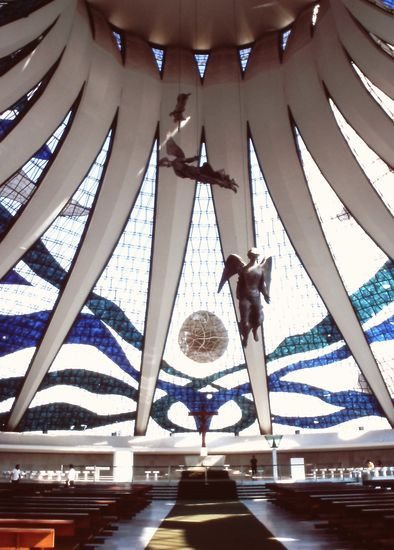 Im Inneren der Kathedrale