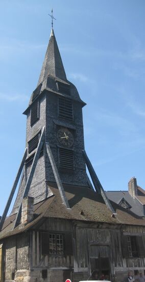 Turm der St. Catherine Kirche