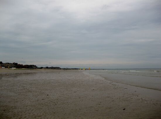 Der Strand in Cabourg bei Ebbe