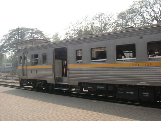 Mit dem Zug von Cha-am nach Hua Hin