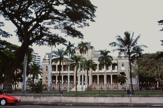 Iolani Palace