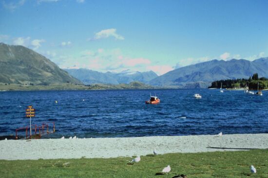 Wananka Lake