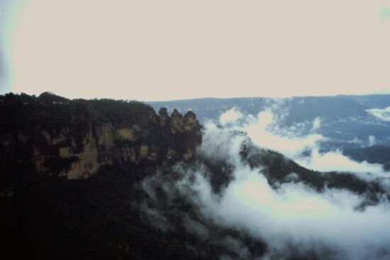 Wolken über den Blue Mountains