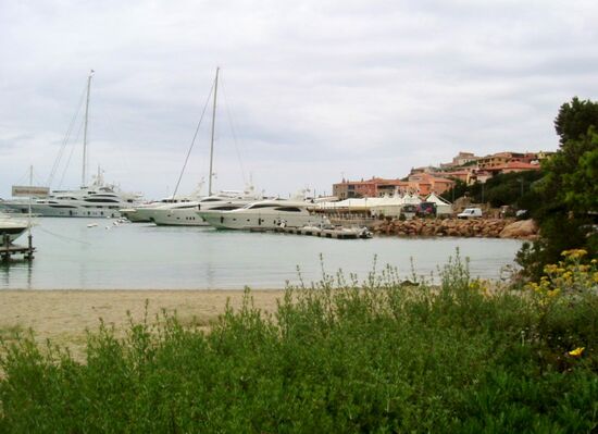 Hafen Poto Cervo