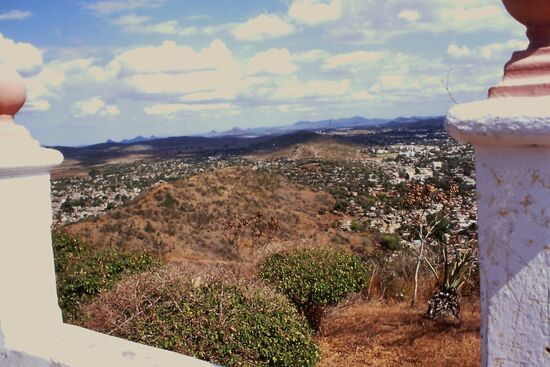 Blick auf Holguín