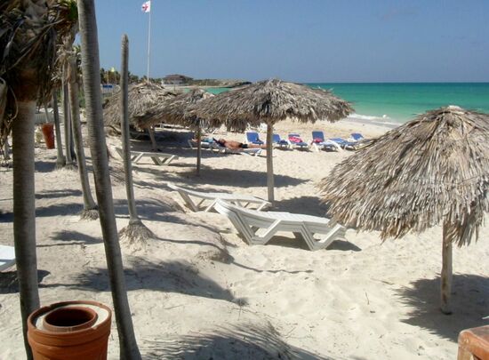 Am Strand beim Melia