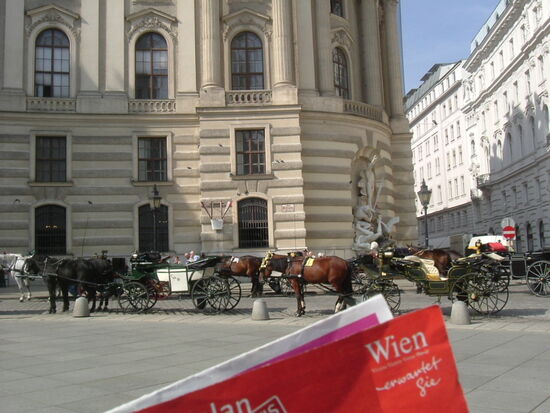 Vor der Spanischen Hofreitschule