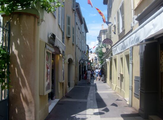 Kleine Gasse in der Atlstadt