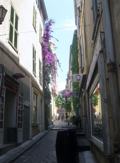 Kleine Gasse in der Fussgängerzone