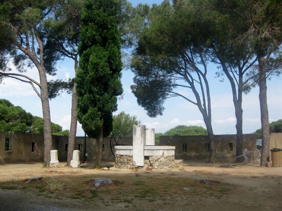 Im Hof der Zitadelle