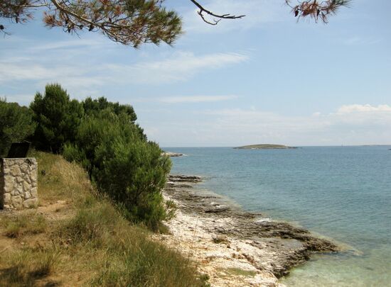 Klares Wasser - aber Felsen