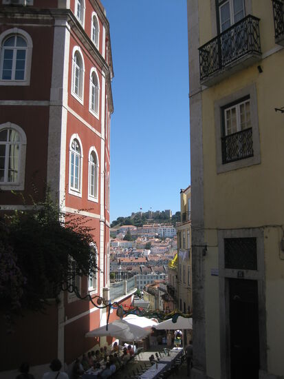 Durchblick vom Barrio Alto