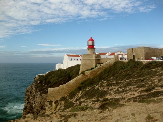 Blick auf den Leuchtturm und die Festung