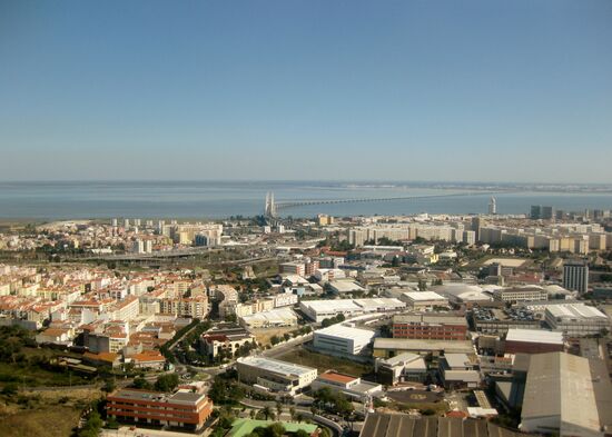 Blick auf den südlich des Tejo gelegenen Teils von Lissabon