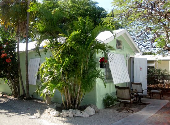 Tropical Cottages