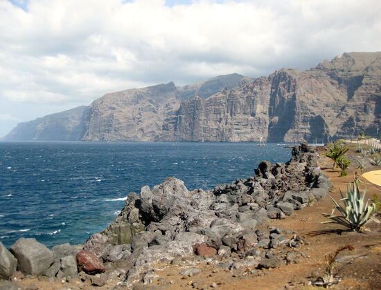 Los Gigantes