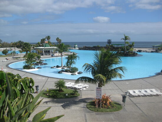 Eine grosse Wasserfläche