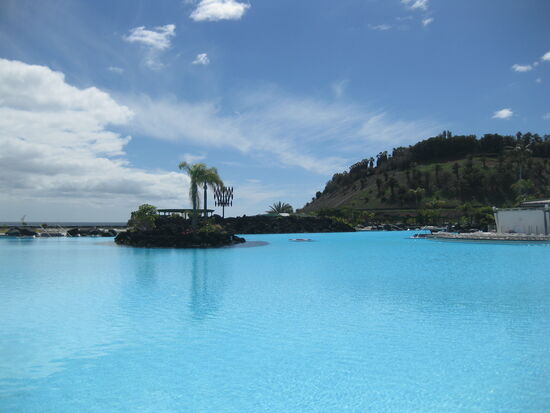 Die grosse Wasserfläche