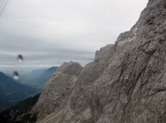 Abwärts mit der Seilbahn