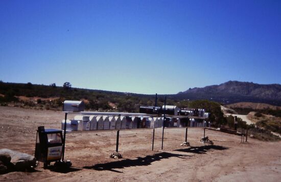 Die vielen Briefkästen an der Strasse sind ein alltäglicher Anblick im ländlichen Raum