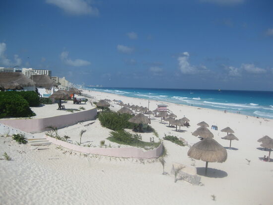 Blick vom Mirador auf den Strand