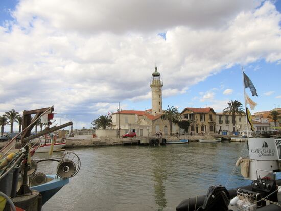 Der Leuchtturm von 1828 am Rive Droite