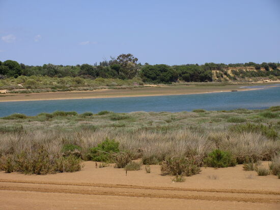 Die Lagune zwischen Festland und Insel