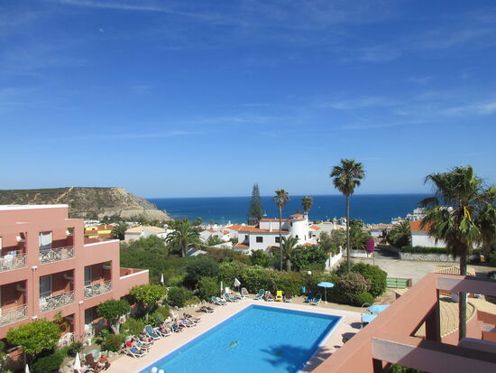 Blick auf die Hotelanlage