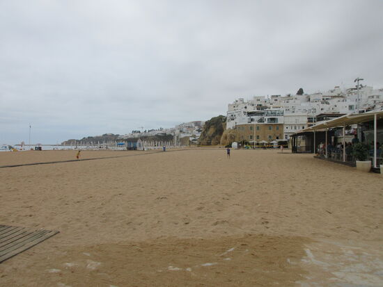 Das Wetter lockte die Menschen nicht an den Strand