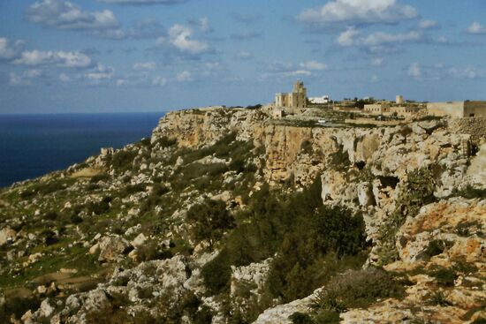 Oberhalb der Golden Bay