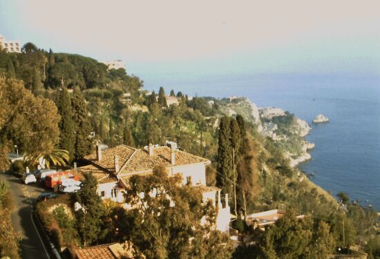 Wunderschöner Blick auf die Küste